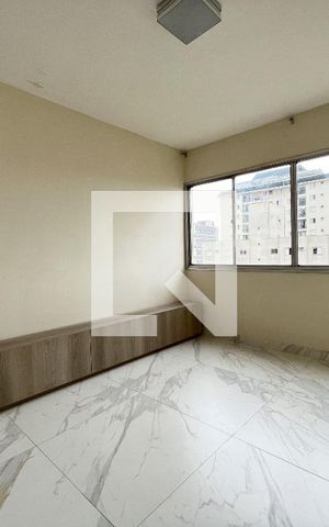 Casa de condomínio para alugar com 42m², 1 quarto e 1 vaga Casa de condomínio para alugar com 42m², 1 quarto e 1 vagaSala