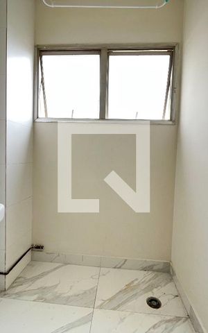 Casa de condomínio para alugar com 42m², 1 quarto e 1 vaga Casa de condomínio para alugar com 42m², 1 quarto e 1 vagaÁrea de Serviço