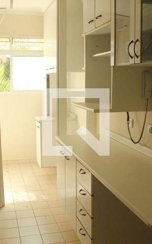 Apartamento à venda com 64m², 2 quartos e 1 vagaCozinha e Área de Serviço