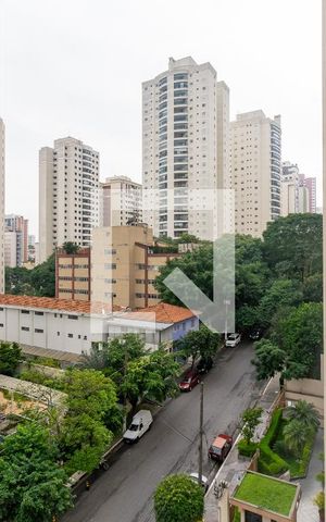 Apartamento à venda com 216m², 3 quartos e 3 vagas Apartamento à venda com 216m², 3 quartos e 3 vagasVista da Suíte 2
