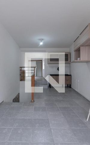 Casa para alugar com 70m², 2 quartos e 1 vaga Casa para alugar com 70m², 2 quartos e 1 vagaCozinha e Área de Serviço