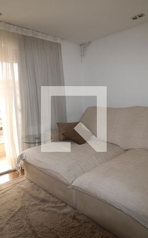 Casa à venda com 350m², 2 quartos e 2 vagasSuite 2