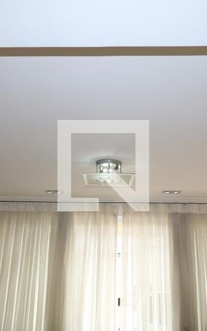 Casa à venda com 350m², 2 quartos e 2 vagasSala