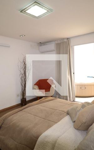 Casa à venda com 350m², 2 quartos e 2 vagasSuite 1
