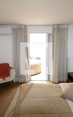 Casa à venda com 350m², 2 quartos e 2 vagasSuite 1