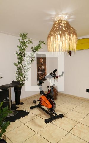 Casa à venda com 350m², 2 quartos e 2 vagasÁrea comum