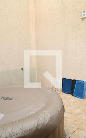 Casa à venda com 350m², 2 quartos e 2 vagasÁrea comum