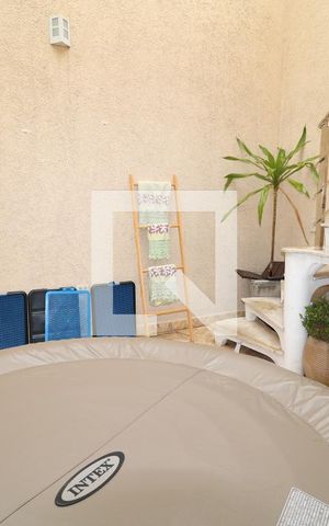Casa à venda com 350m², 2 quartos e 2 vagasÁrea comum