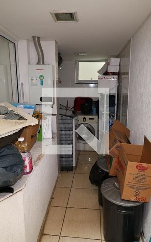 Casa à venda com 350m², 2 quartos e 2 vagasÁrea de Serviço