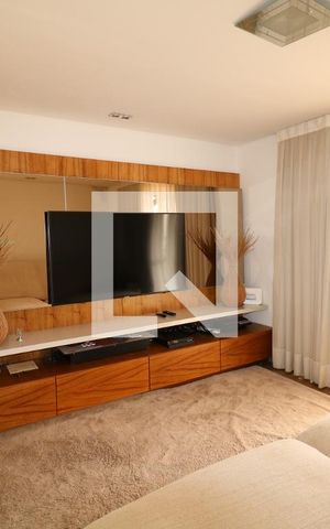Casa à venda com 350m², 2 quartos e 2 vagasSuite 2