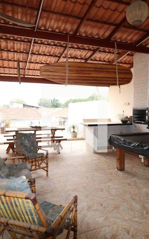 Casa à venda com 350m², 2 quartos e 2 vagasTerraço