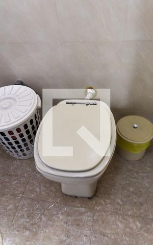 Casa para alugar com 350m², 3 quartos e 10 vagasBanheiro do Quarto 3 