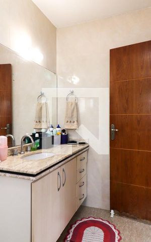 Casa para alugar com 350m², 3 quartos e 10 vagasBanheiro do Quarto 3 