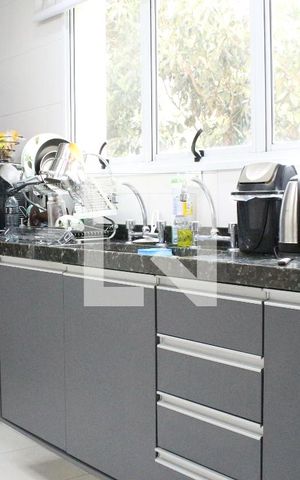 Apartamento à venda com 117m², 3 quartos e 3 vagasCozinha