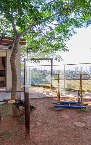 Apartamento para alugar com 44m², 2 quartos e 1 vagaÁrea comum - Churrasqueira