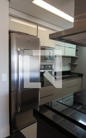 Apartamento para alugar com 72m², 2 quartos e 2 vagas Apartamento para alugar com 72m², 2 quartos e 2 vagasCozinha