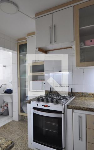 Apartamento à venda com 84m², 3 quartos e 2 vagasCozinha