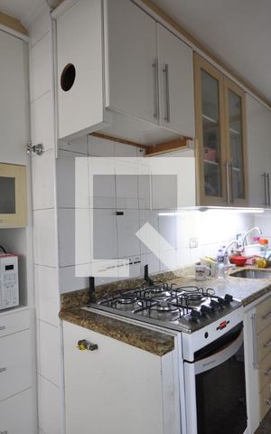 Apartamento à venda com 84m², 3 quartos e 2 vagasCozinha