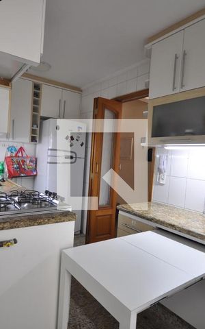 Apartamento à venda com 84m², 3 quartos e 2 vagasCozinha