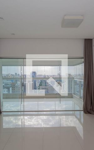 Apartamento para alugar com 197m², 4 quartos e 4 vagas Apartamento para alugar com 197m², 4 quartos e 4 vagasSala