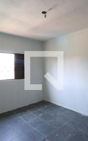 Casa para alugar com 80m², 2 quartos e 1 vagaQuarto 1