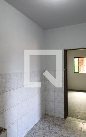 Casa para alugar com 80m², 2 quartos e 1 vagaCozinha