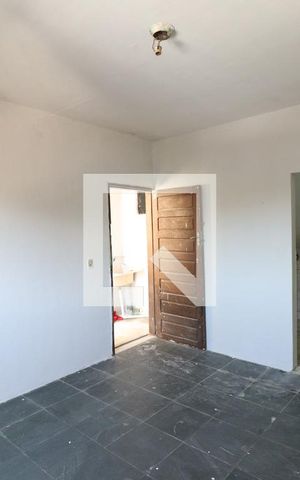 Casa para alugar com 80m², 2 quartos e 1 vagaSala