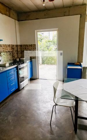 Casa à venda com 210m², 4 quartos e 2 vagas Casa à venda com 210m², 4 quartos e 2 vagasCozinha - Armários