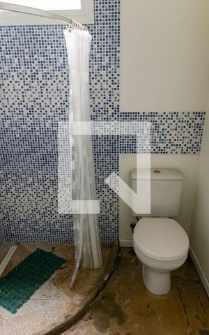 Casa à venda com 210m², 4 quartos e 2 vagas Casa à venda com 210m², 4 quartos e 2 vagasBanheiro da Suíte 2