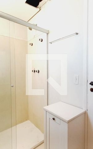 Apartamento à venda com 50m², 1 quarto e 1 vaga Apartamento à venda com 50m², 1 quarto e 1 vagaBanheiro