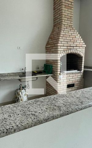 Casa de condomínio para alugar com 99m², 3 quartos e 2 vagas Casa de condomínio para alugar com 99m², 3 quartos e 2 vagasÁrea comum - Churrasqueira
