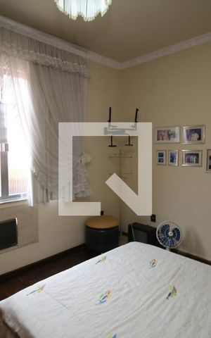 Casa à venda com 329m², 5 quartos e 3 vagasQuarto 4
