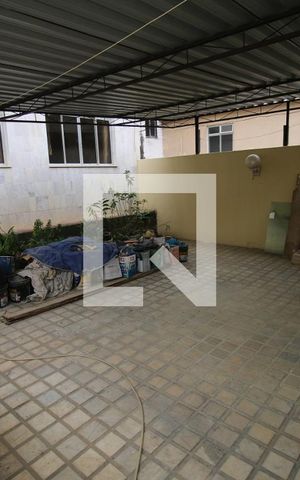 Casa à venda com 329m², 5 quartos e 3 vagasGaragem
