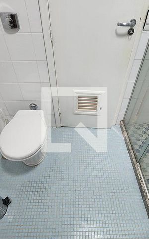 Apartamento para alugar com 80m², 2 quartos e 1 vaga Apartamento para alugar com 80m², 2 quartos e 1 vagaBanheiro