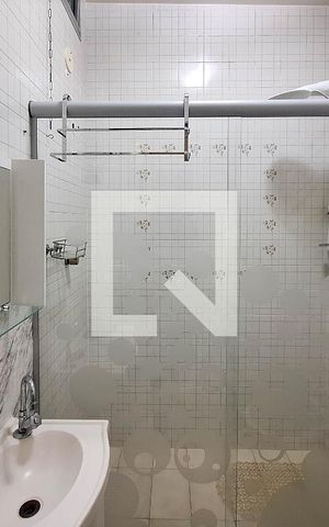 Apartamento para alugar com 75m², 2 quartos e sem vaga Apartamento para alugar com 75m², 2 quartos e sem vagaBanheiro
