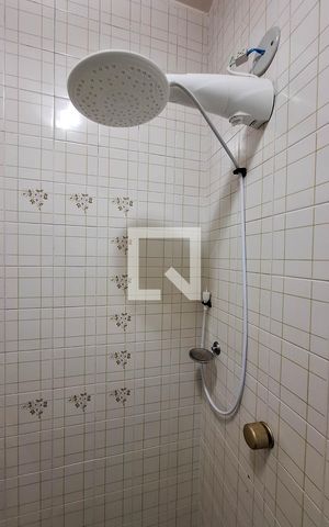 Apartamento para alugar com 75m², 2 quartos e sem vaga Apartamento para alugar com 75m², 2 quartos e sem vagaBanheiro