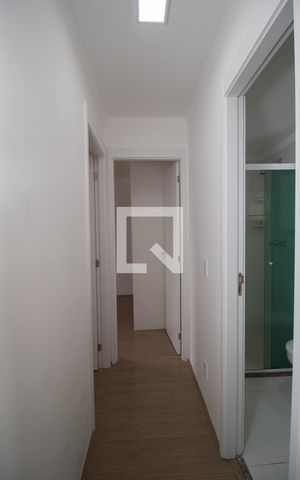 Apartamento para alugar com 47m², 2 quartos e 1 vaga Apartamento para alugar com 47m², 2 quartos e 1 vagaCorredor