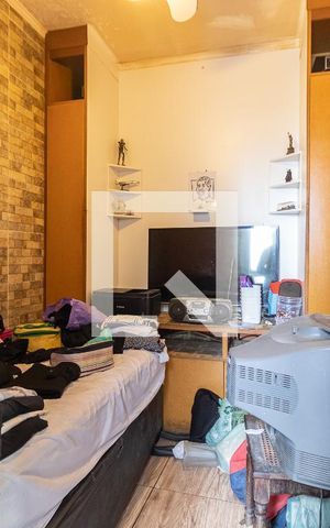 Apartamento à venda com 100m², 2 quartos e sem vaga Apartamento à venda com 100m², 2 quartos e sem vagaQuarto de Serviço