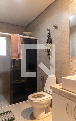Apartamento à venda com 100m², 2 quartos e sem vaga Apartamento à venda com 100m², 2 quartos e sem vagaBanheiro Social