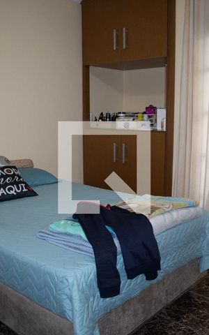Casa à venda com 287m², 3 quartos e 4 vagas Casa à venda com 287m², 3 quartos e 4 vagasQuarto 1