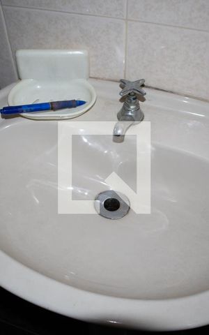 Casa à venda com 287m², 3 quartos e 4 vagas Casa à venda com 287m², 3 quartos e 4 vagasBanheiro de Serviço