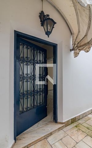 Casa à venda com 293m², 3 quartos e sem vagaÁrea comum