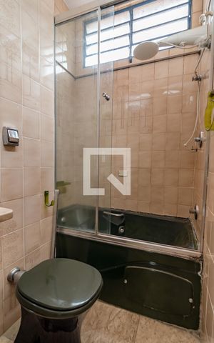 Casa à venda com 293m², 3 quartos e sem vagaBanheiro