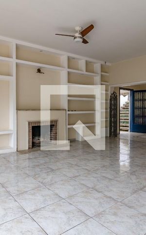 Casa à venda com 293m², 3 quartos e sem vagaSala