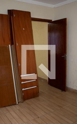 Casa à venda com 20m², 1 quarto e sem vaga Casa à venda com 20m², 1 quarto e sem vagaQuarto