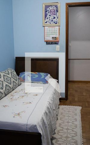 Casa à venda com 180m², 4 quartos e 2 vagas Casa à venda com 180m², 4 quartos e 2 vagasQuarto 2