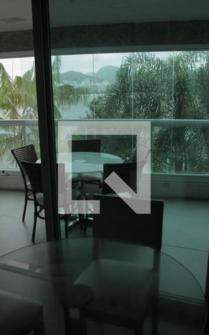 Apartamento à venda com 180m², 4 quartos e 3 vagasEspaço Gourmet 