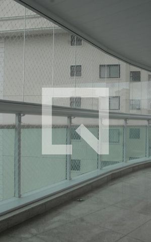 Apartamento à venda com 180m², 4 quartos e 3 vagasVaranda