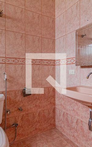 Apartamento à venda com 400m², 4 quartos e 3 vagasBanheiro da Suíte 2