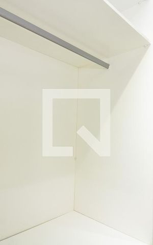 Apartamento à venda com 58m², 1 quarto e 1 vaga Apartamento à venda com 58m², 1 quarto e 1 vagaCloset, parte superior